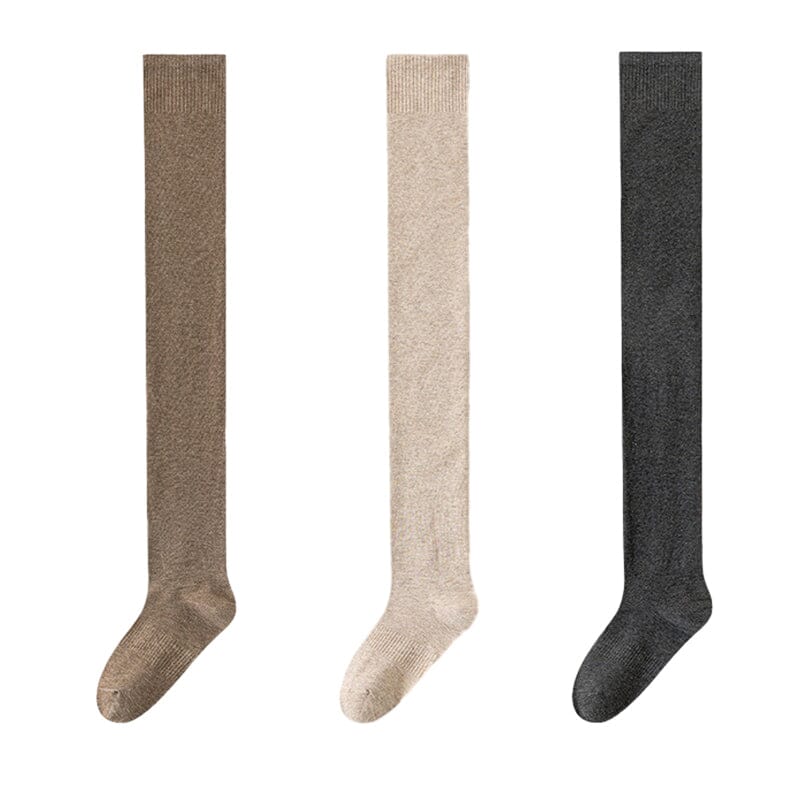 Paksut ja Mukavat: Lämpöä ja Eleganssia Talvella